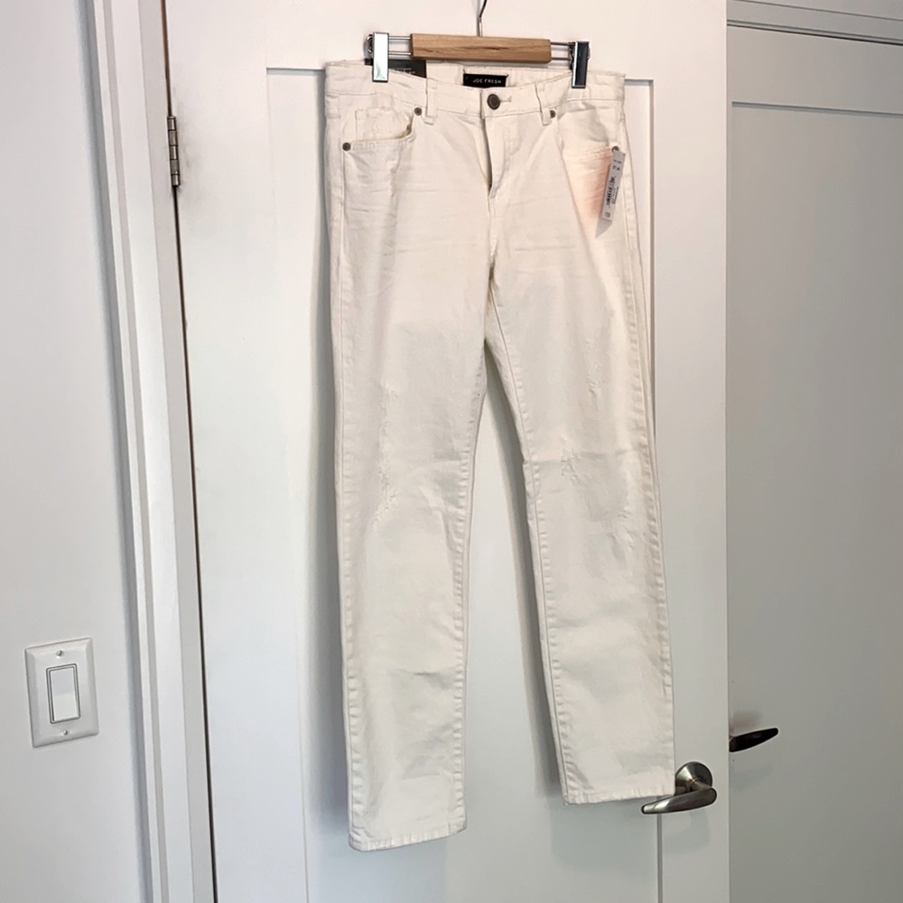 BNWT distressed boyfriend jeans